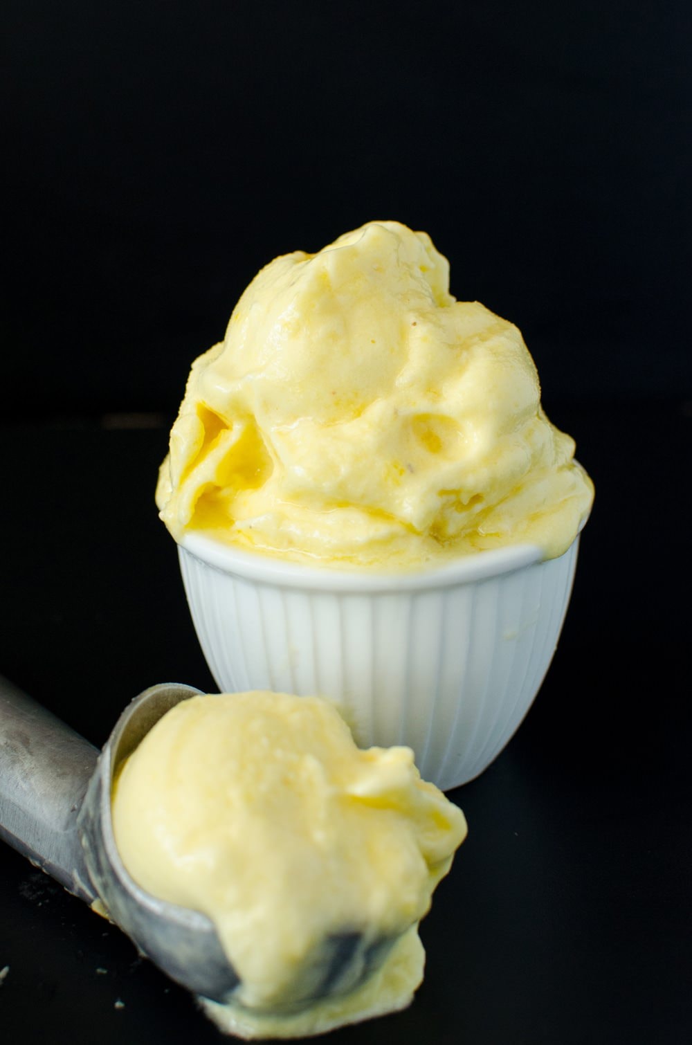 Pineapple sorbet in a bowl